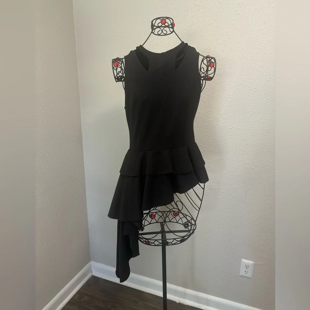 WinWin Black Ruffled Asymmetrical Halter Top - Picture 1 of 11